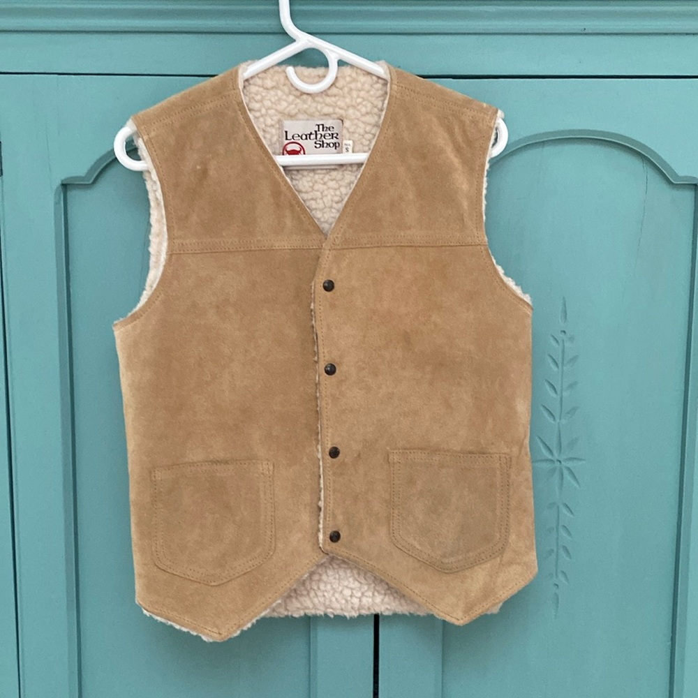 VTG The Leather Shop Sears Suede Vest. Faux Shearling Lining. Small